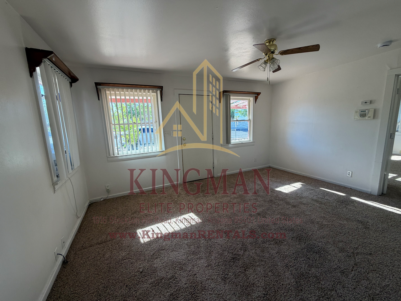 907 Valley View Ave - Photo 4 of 16