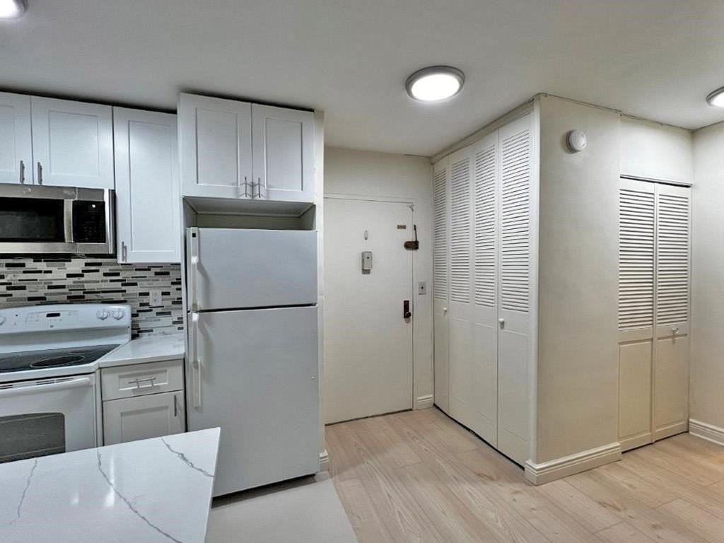 380 MOUNTAIN RD #608 - Photo 7 of 26