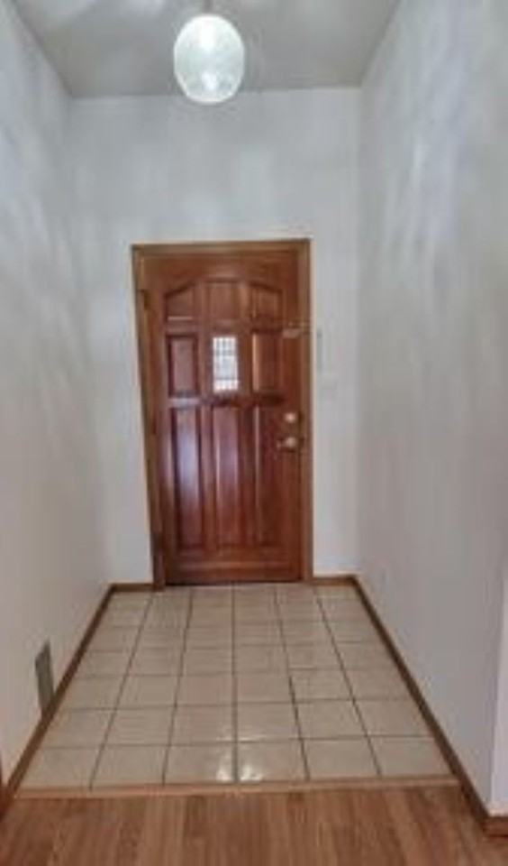 972 Mimosa Ave - Photo 3 of 17