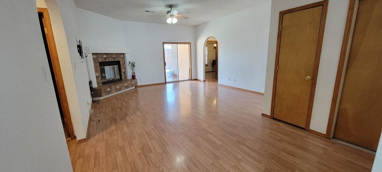 972 Mimosa Ave - Photo 6 of 17