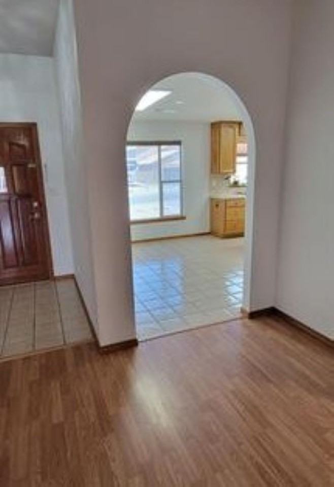972 Mimosa Ave - Photo 7 of 17