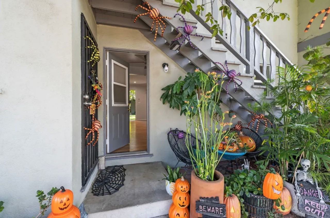 Charming 1 & 2 Bedrooms on the Chandler Bike Path - Photo 4 of 50