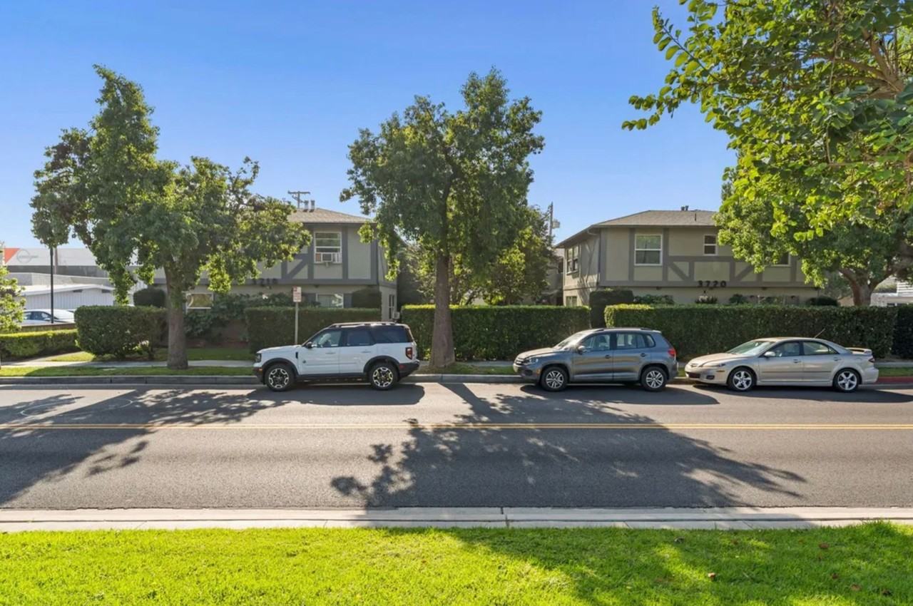 Charming 1 & 2 Bedrooms on the Chandler Bike Path - Photo 6 of 50