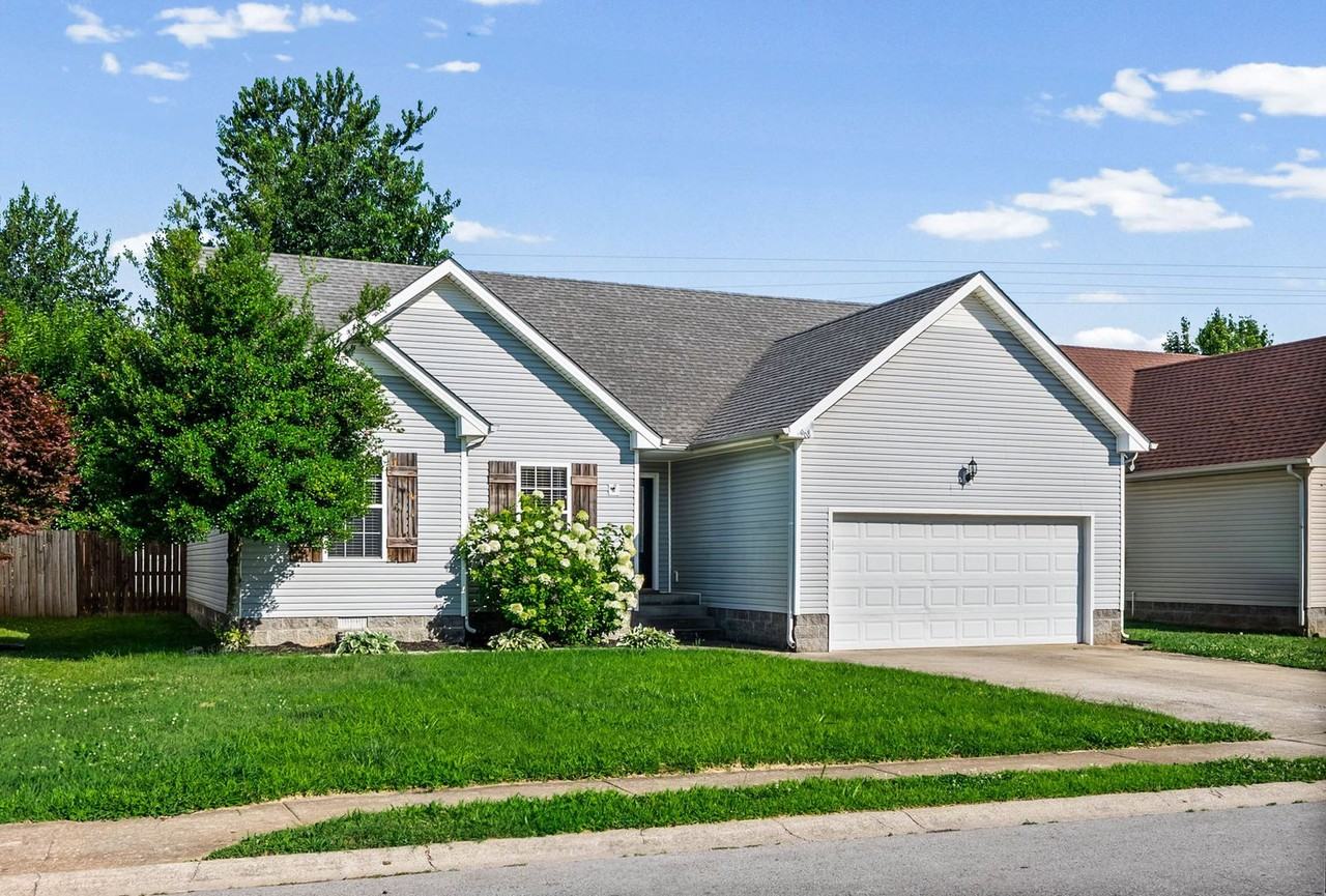 968 Cindy Jo Ct - Photo 2 of 30