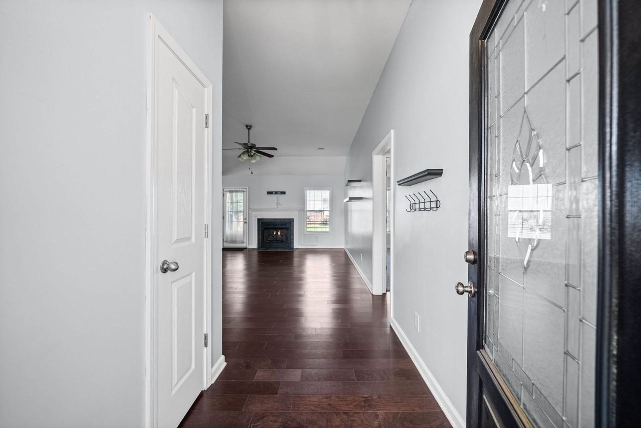 968 Cindy Jo Ct - Photo 4 of 30