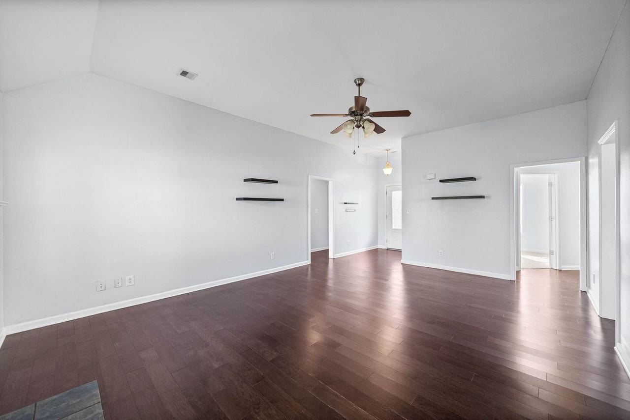 968 Cindy Jo Ct - Photo 7 of 30