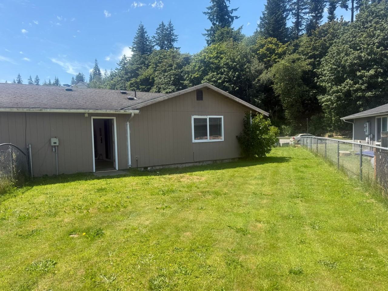 11217 N Skagit St - Photo 6 of 21