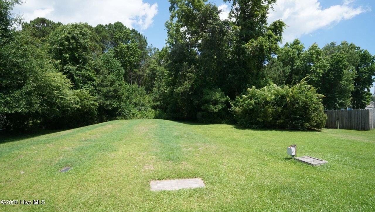 106 Farmgate Dr - Photo 2 of 24