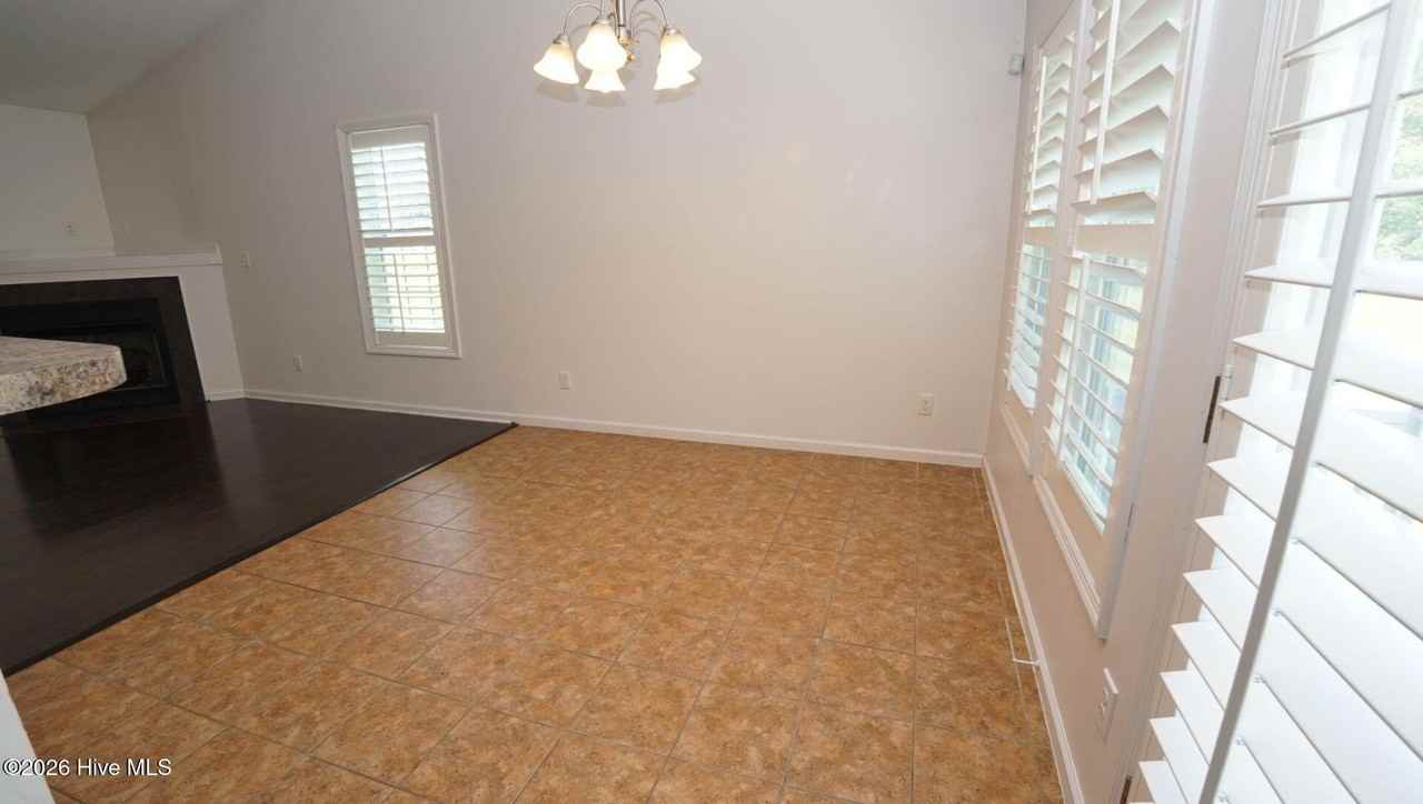 106 Farmgate Dr - Photo 7 of 24