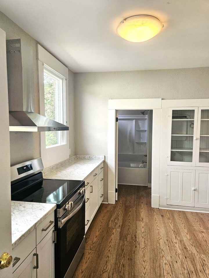 1515 12th St #1515 - Photo 5 of 23