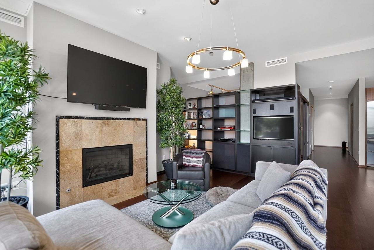 1221 Sw 10th Ave - Photo 2 of 27