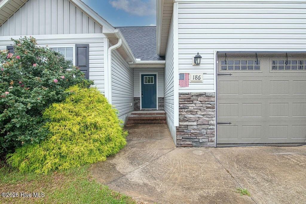 186 Peytons Ridge Dr - Photo 4 of 37