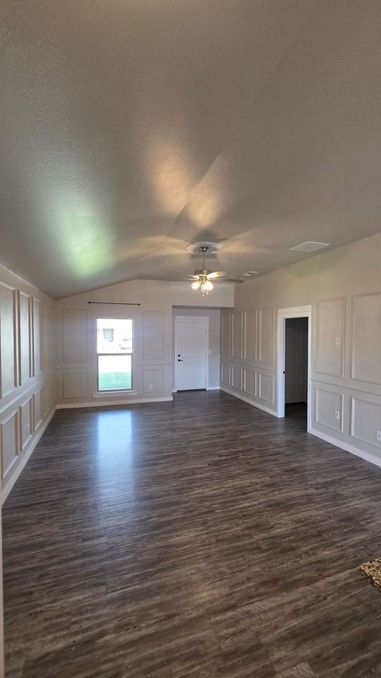 7009 Athens St - Photo 3 of 16