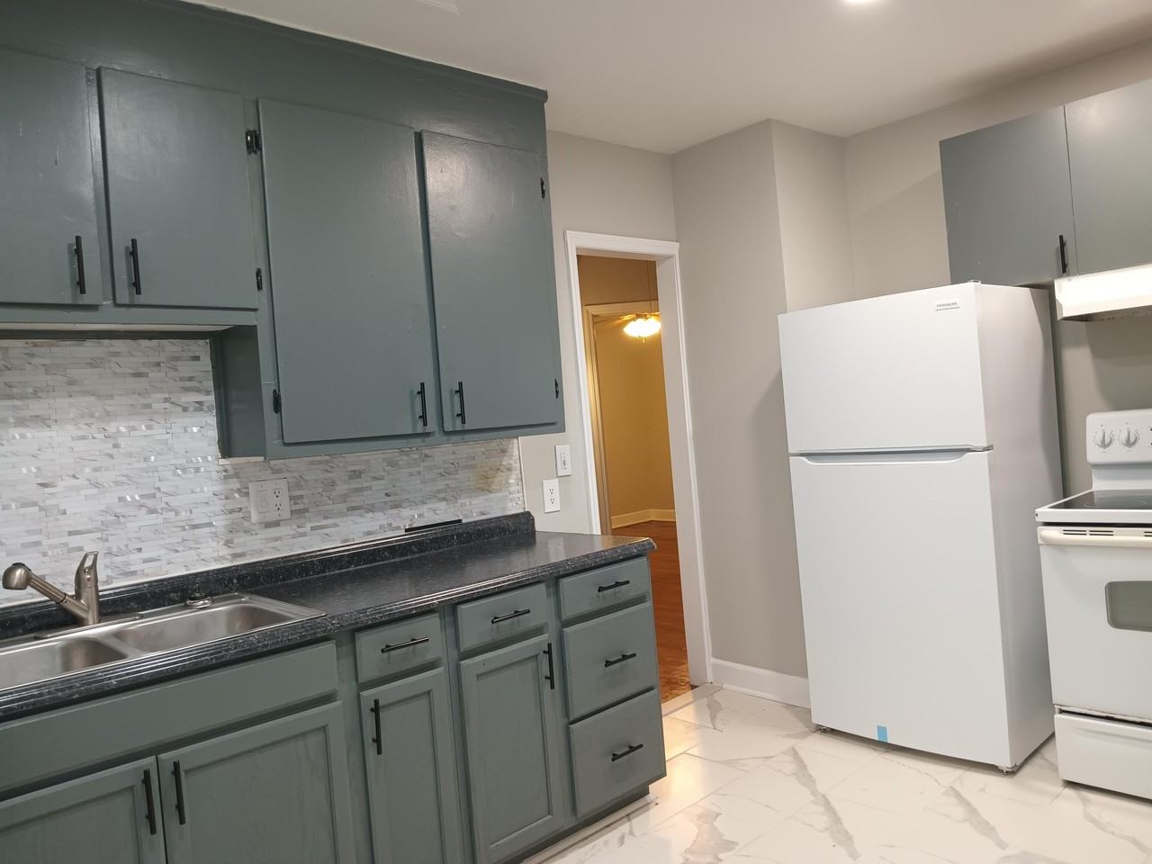 2602 Hazel St - Photo 5 of 12