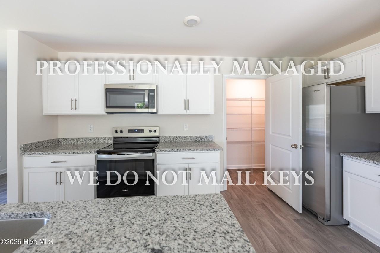 325 Wellspring Dr - Photo 6 of 30