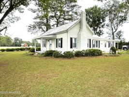 featured image of 1300 Worthington Rd