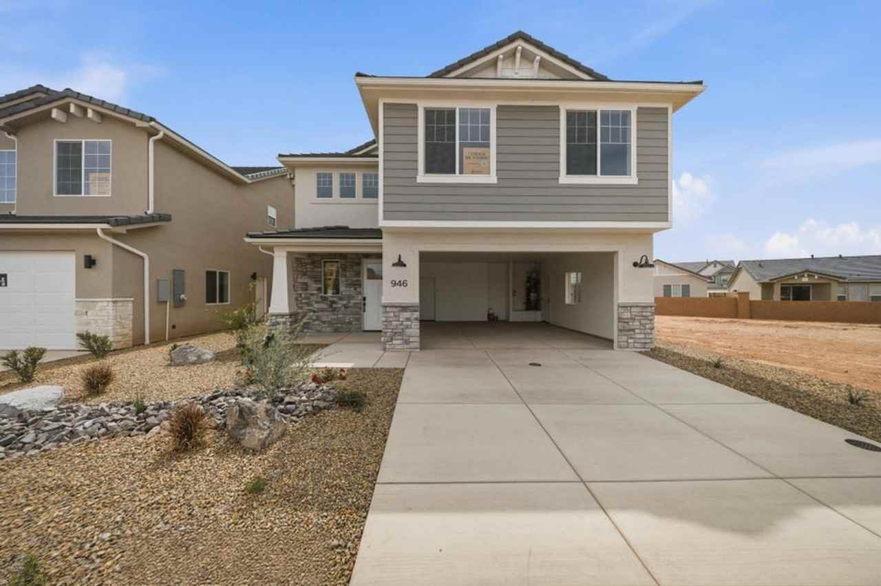 946 E Malibu Dr - Photo 2 of 31