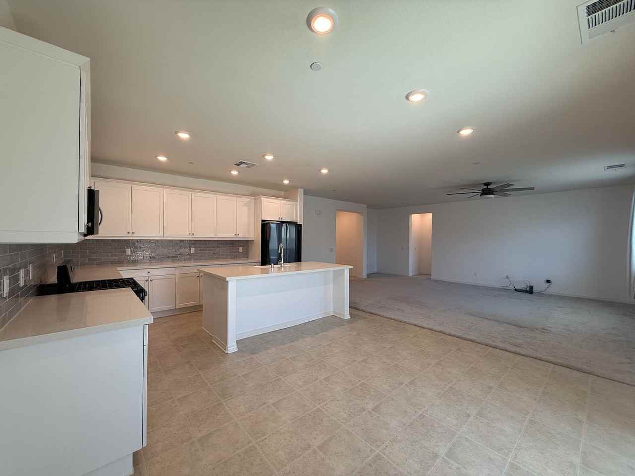 3918 Westbrook Ave - Photo 4 of 24