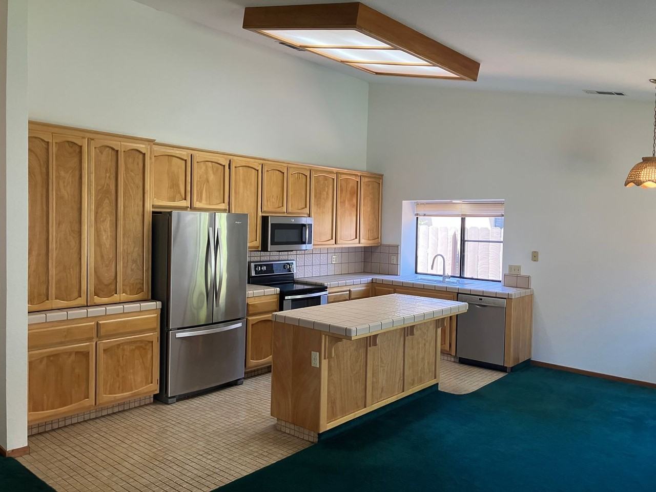 2313 Chapparal Pl - Photo 5 of 21