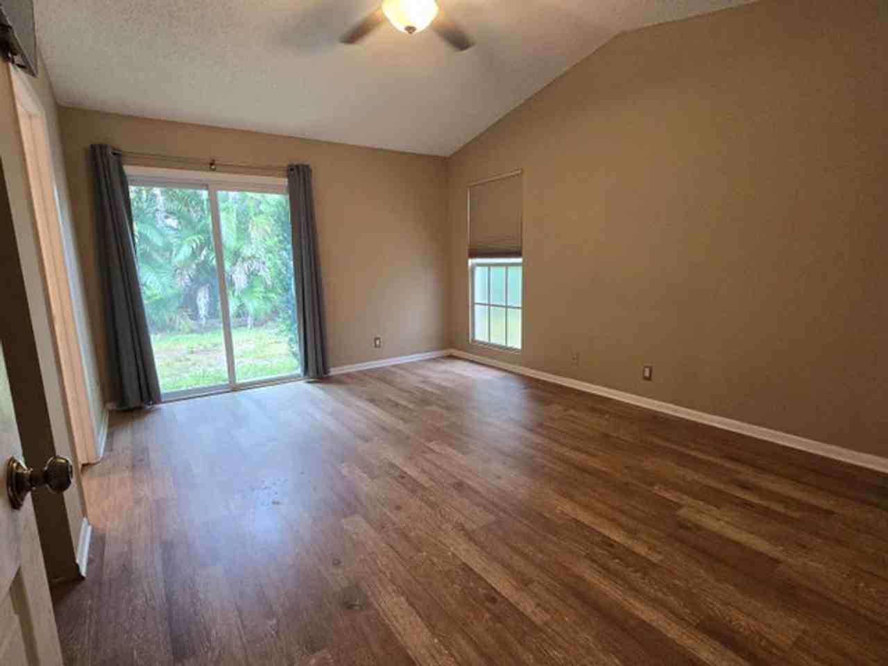 18162 Jupiter Landings Dr - Photo 4 of 11