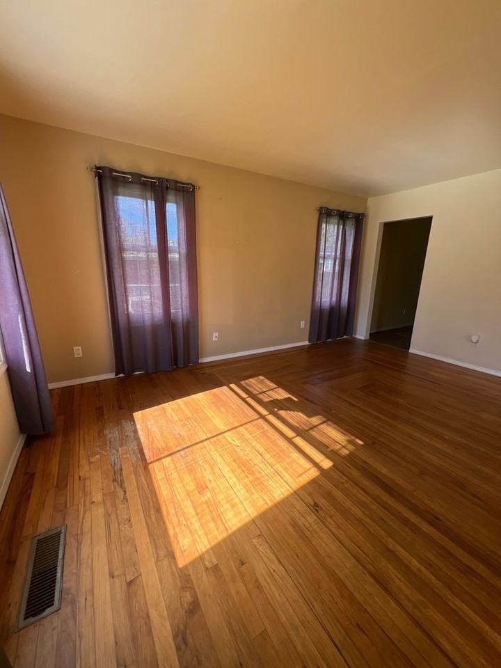 2421 Central Avenue - Photo 2 of 23