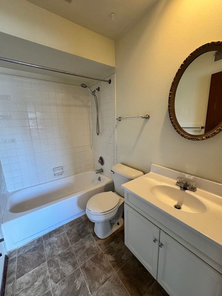 5509 34th Ave - Photo 6 of 14