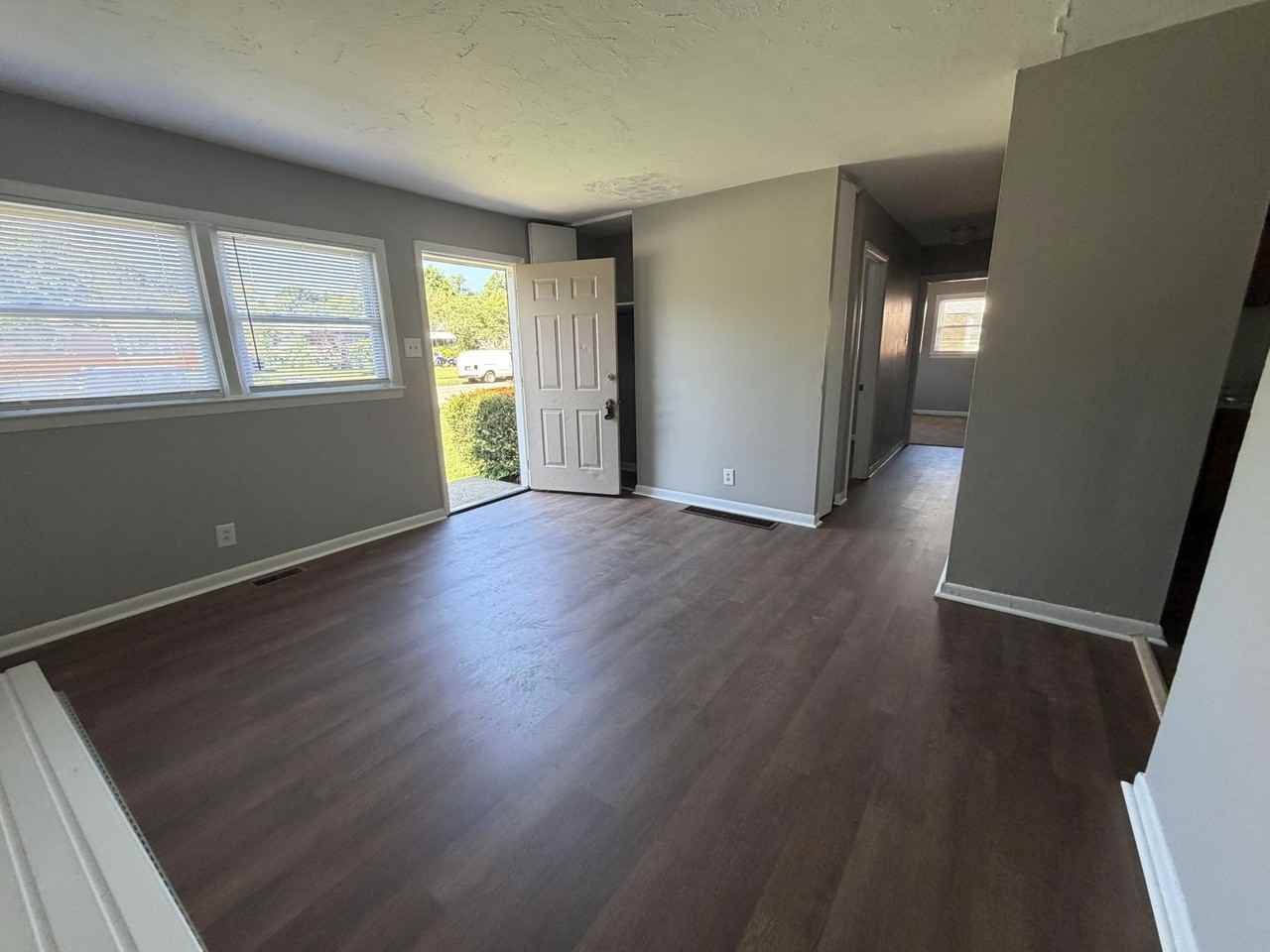 1861 Dunkirk Dr - Photo 6 of 16