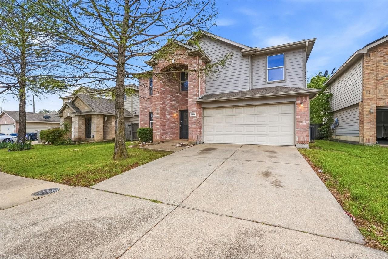 3009 Dusty Oak Dr - Photo 2 of 29