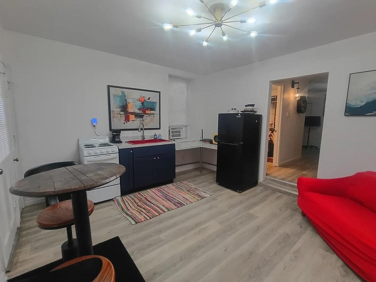 127 N Court St #1 - Photo 2 of 8