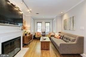 1449 Corcoran St Nw - Photo 4 of 14