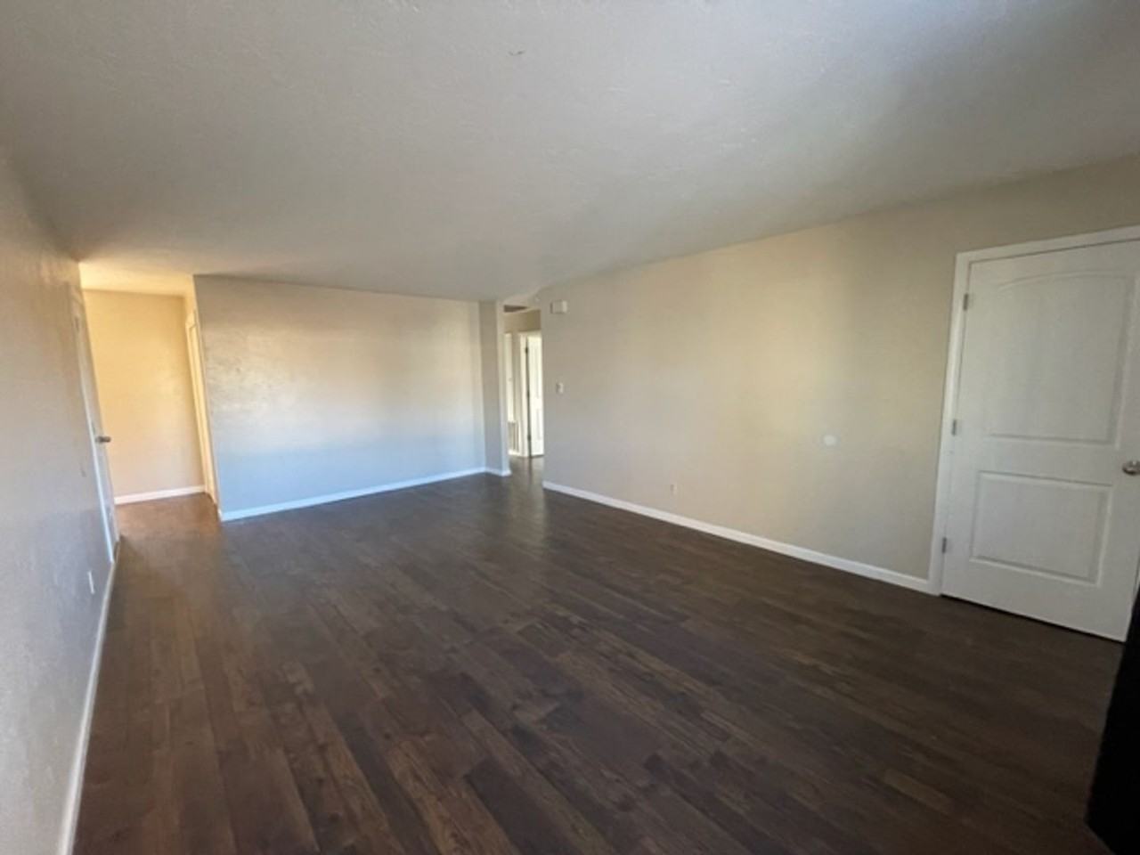 444 Sandia Dr - Photo 5 of 46