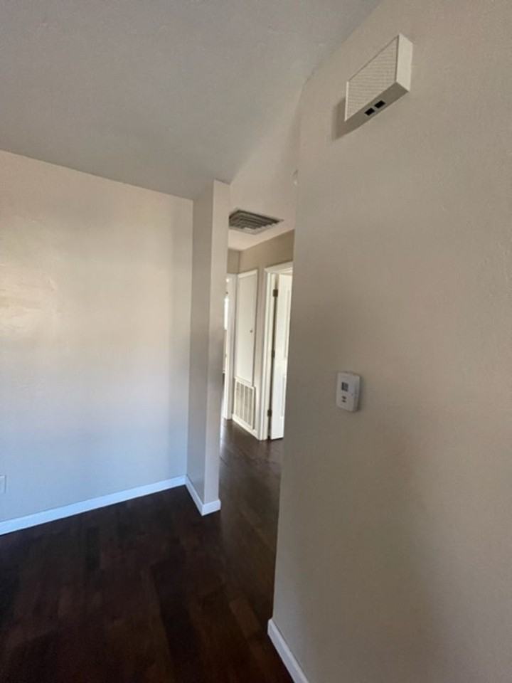 444 Sandia Dr - Photo 6 of 46