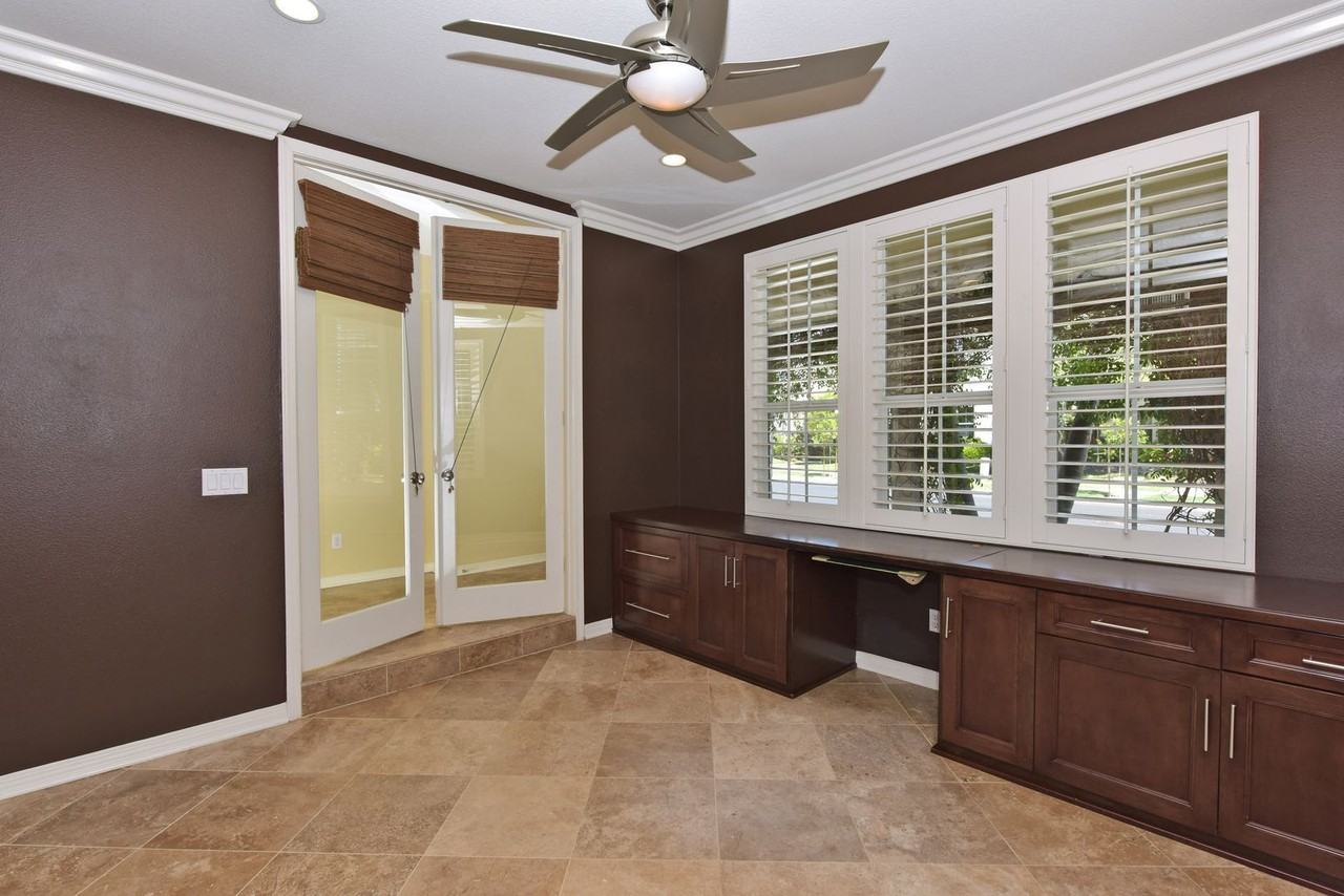 6941 Waters End Dr - Photo 6 of 29
