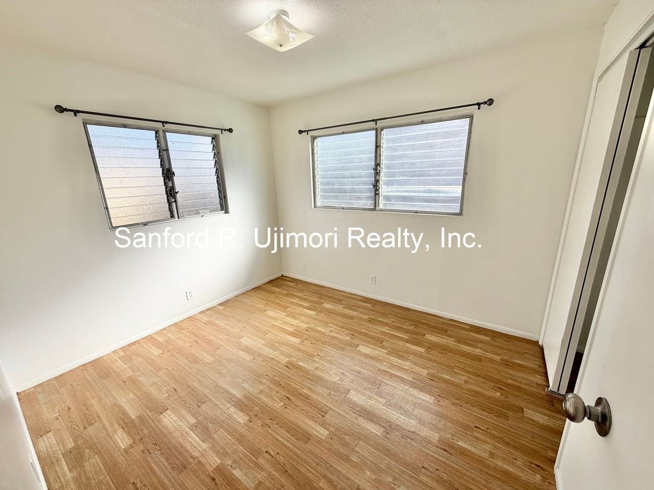 94-968 Kahuailani St - Photo 7 of 11