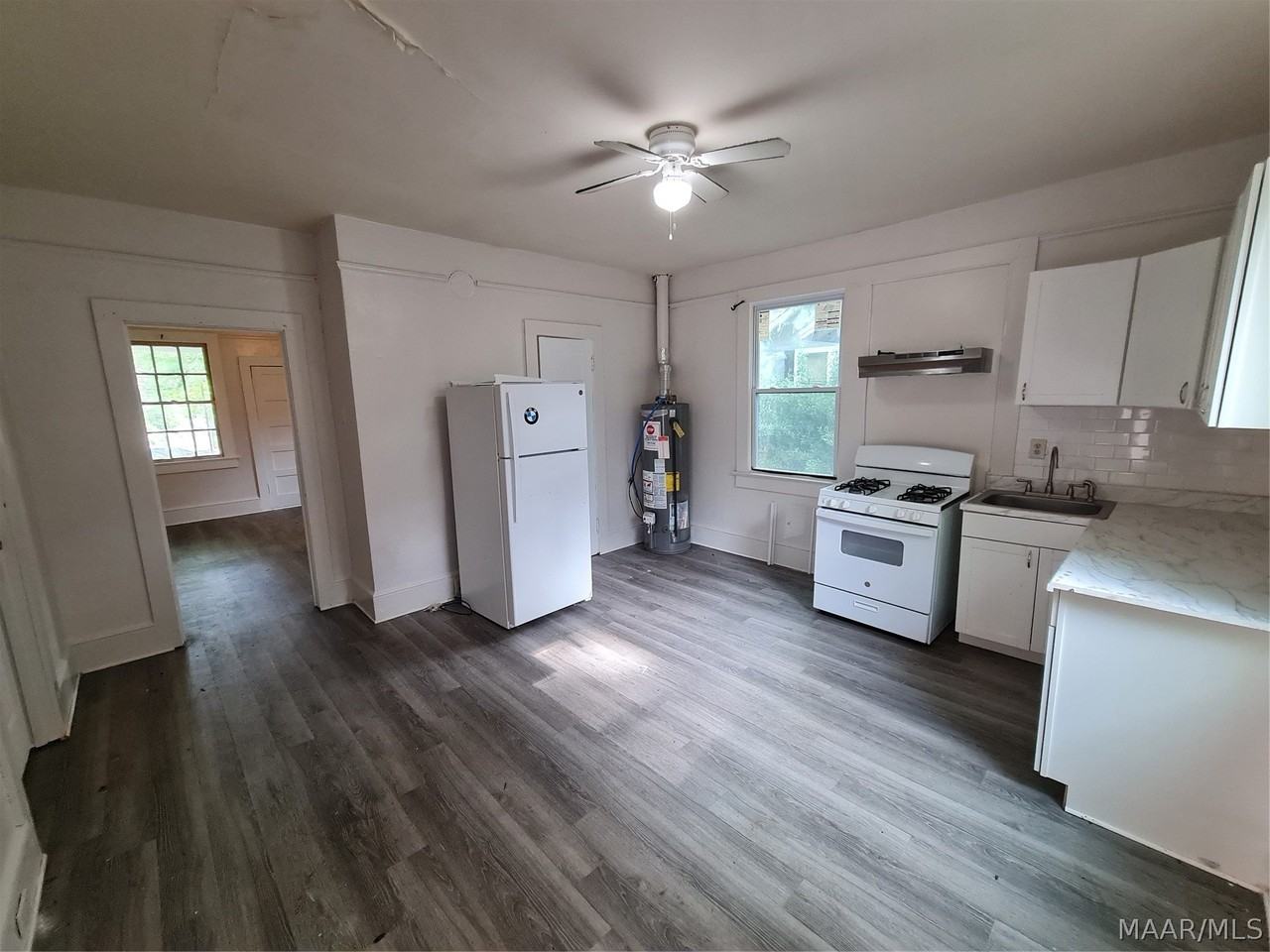 603 6th St - Photo 5 of 13