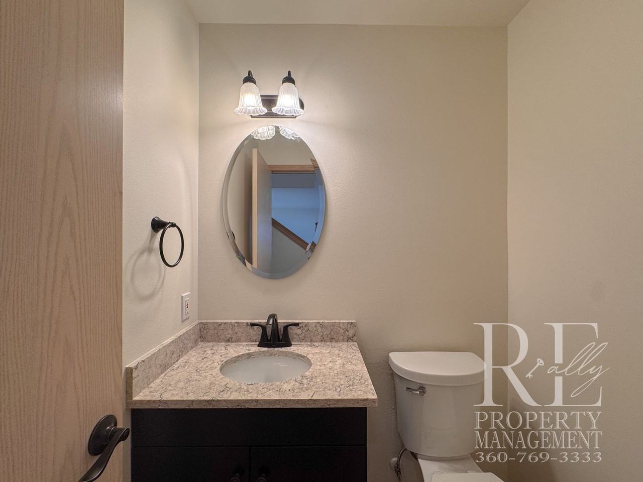 7250 Valley Wood Pl Ne - Photo 4 of 30