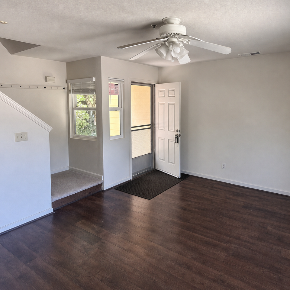 7002 Marsh Way - Photo 3 of 13