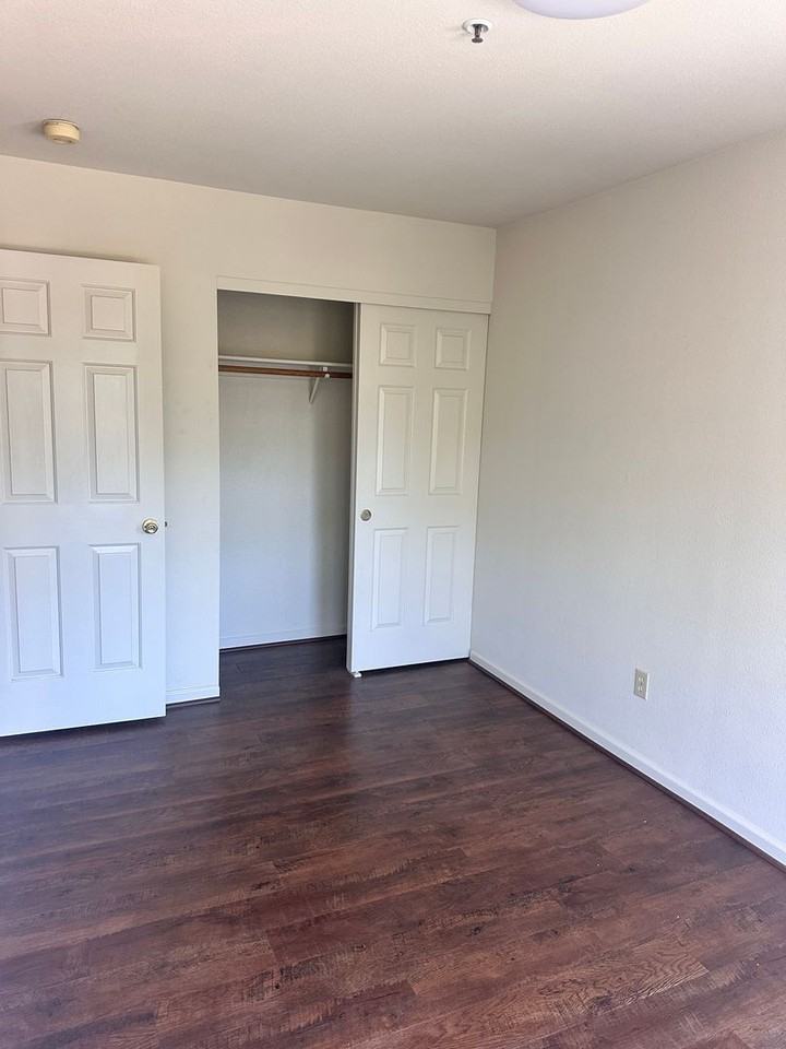 7002 Marsh Way - Photo 7 of 13