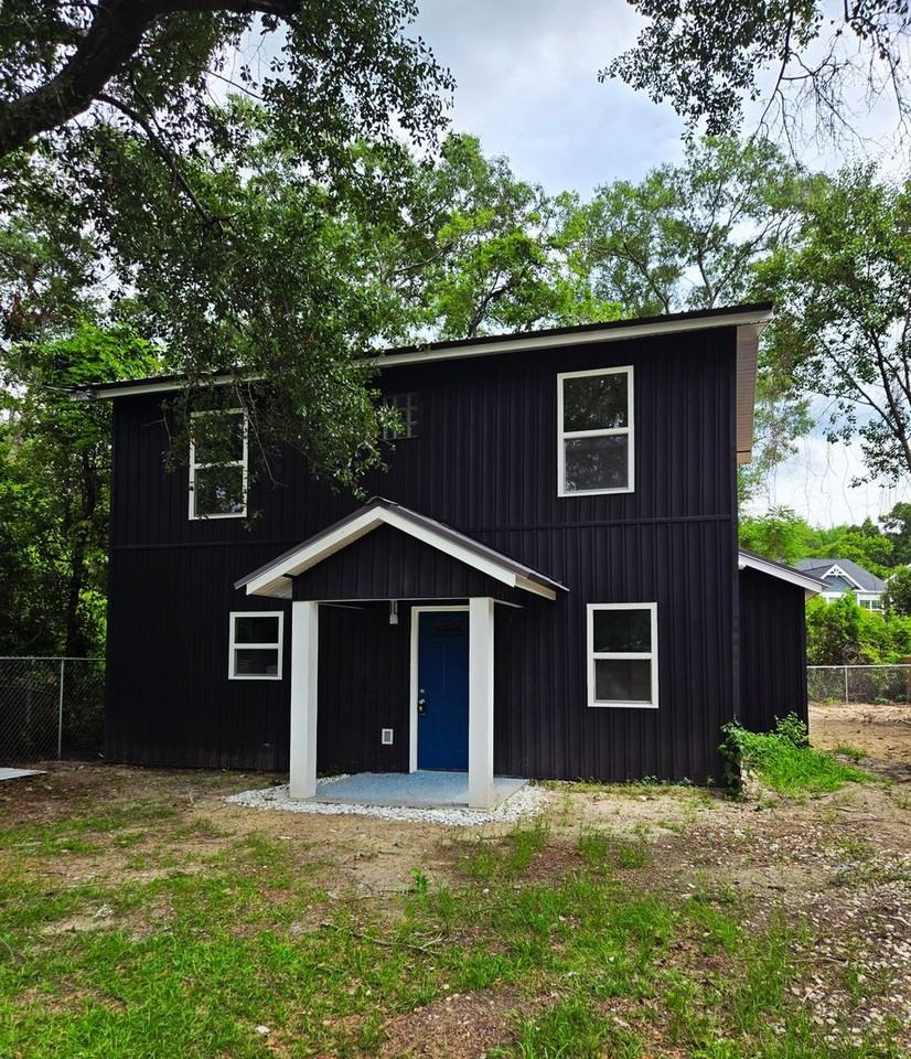 2711A Klapman Rd - Photo 2 of 2