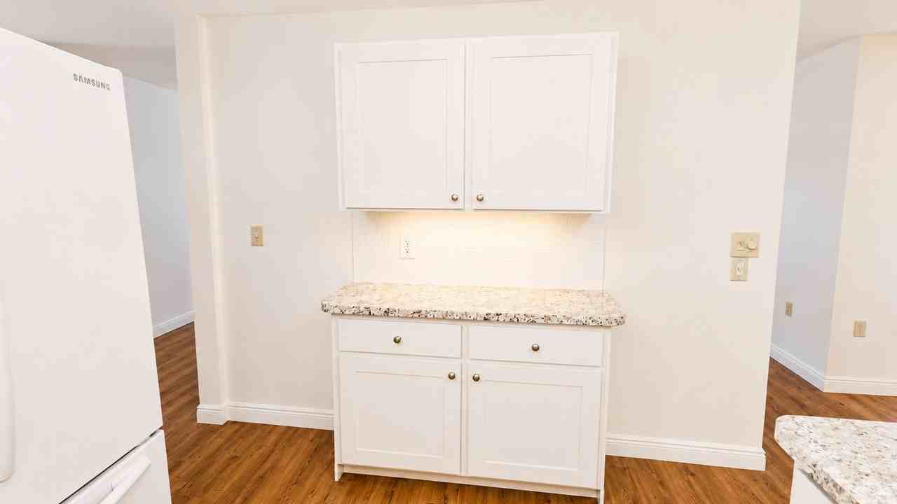 1624 Whitehead Dr #320 - Photo 6 of 30
