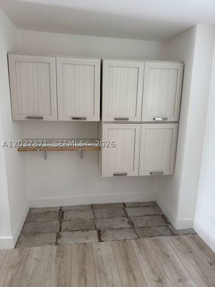 17301 Ne 19th Ave #3 - Photo 5 of 6