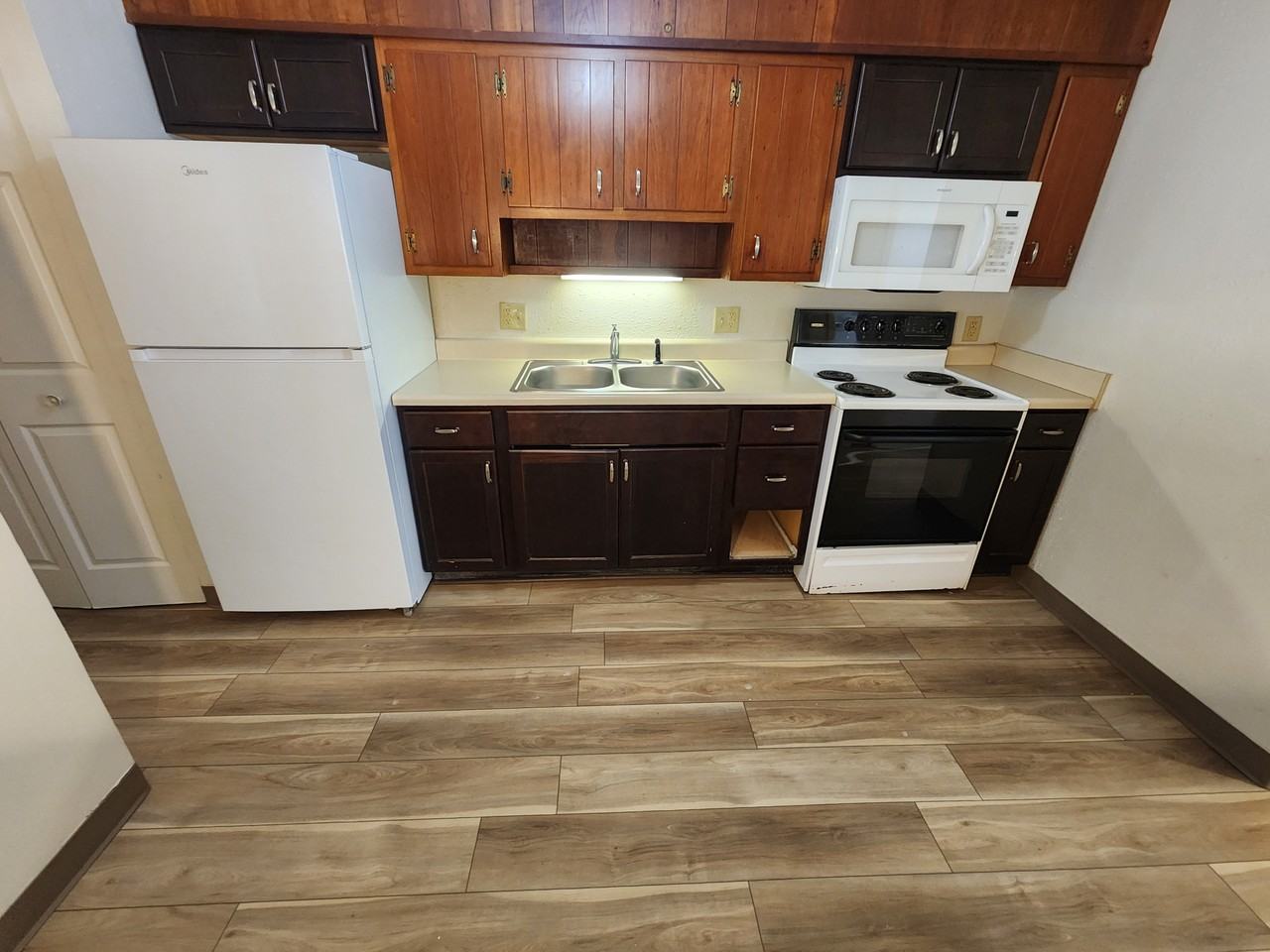 4510 West Washington102 #102 - Photo 2 of 14