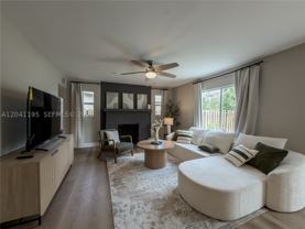 1813 Sw 10th St #1813 - Photo 1 of 1
