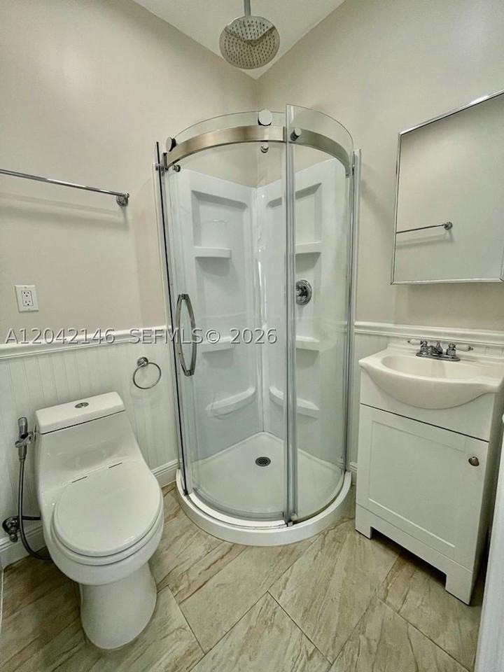 14234 Sw 163rd Ter #2 - Photo 6 of 9