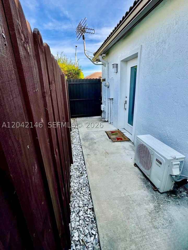 14234 Sw 163rd Ter #2 - Photo 7 of 9