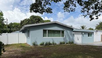 featured image of 2771 Ne 2nd Ter