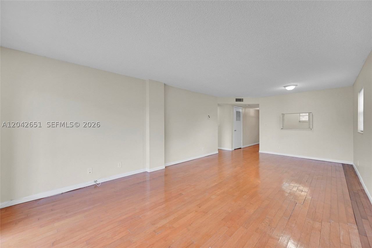 1200 Nw 87th Ave #410 - Photo 6 of 29