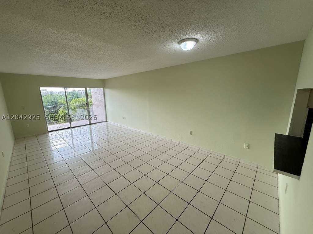 1900 W 68th St #G308 - Photo 3 of 8