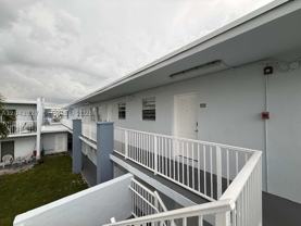 1255 W 49th Pl #H202 - Photo 1 of 1