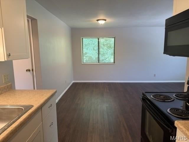 19 Nottingham Ln #F - Photo 7 of 15